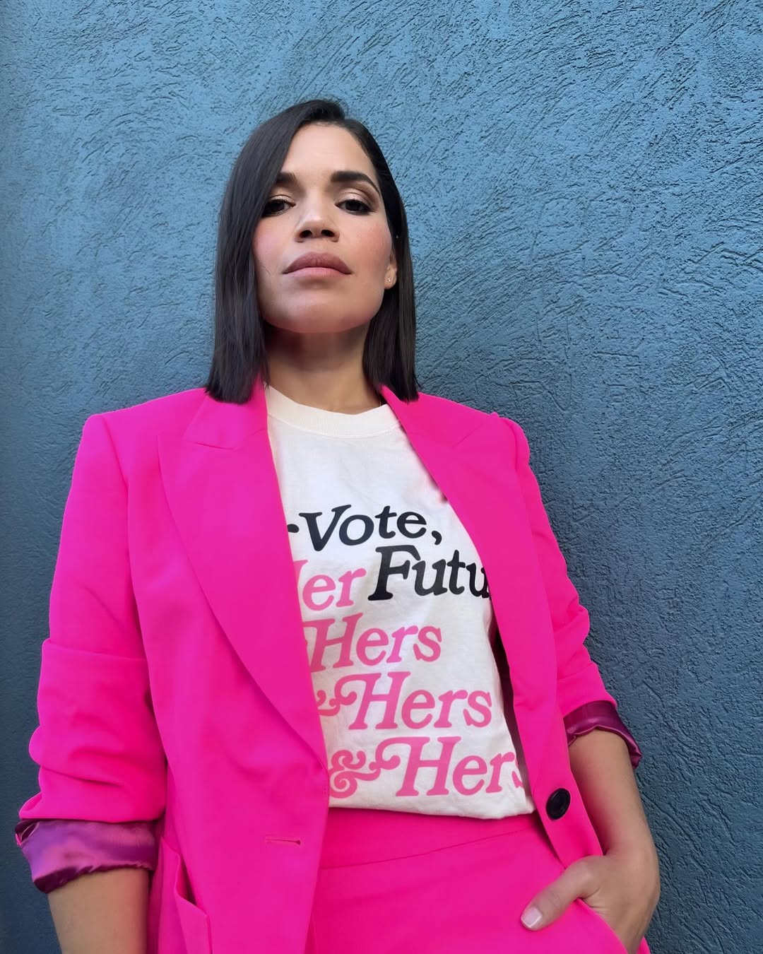 Раян Гослінг, Річард Гір, Том Генкс та інші: хто з голлівудських зірок "втік" з США і чому