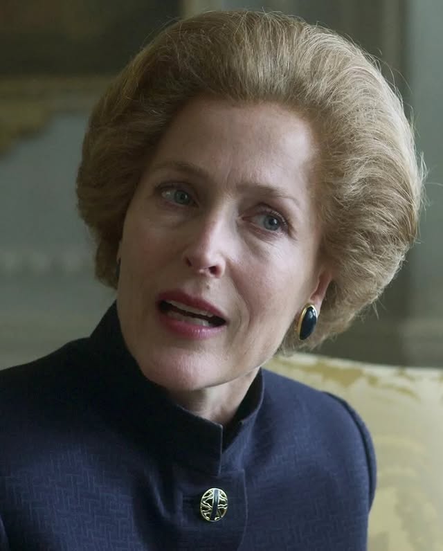 Як сьогодні виглядає Джилліан Андерсон - зірка "Секретних матеріалів", яка підтримує Україну