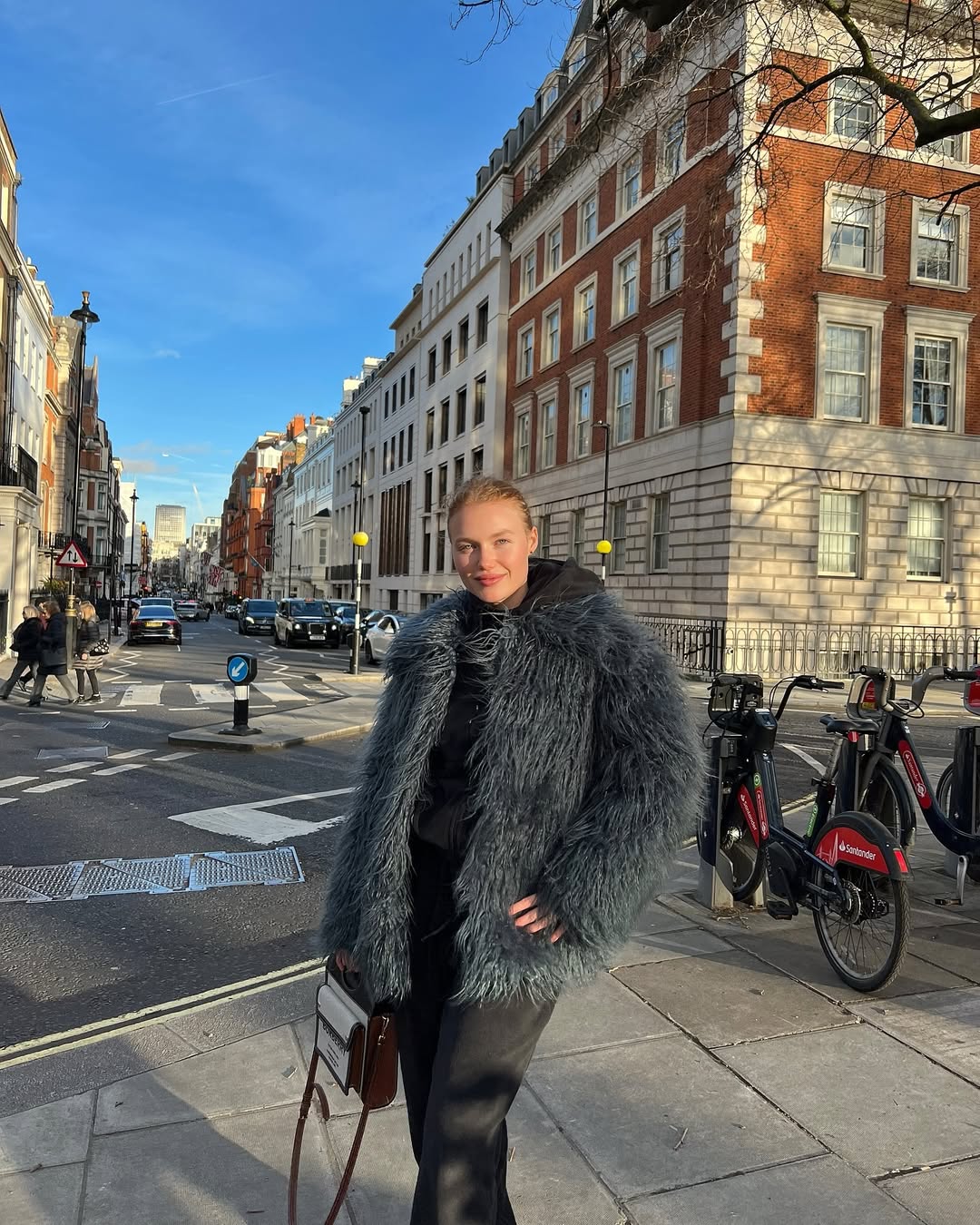 Фіналістка "Холостяка-13" чесно відповіла, скільки тисяч доларів заробляє на місяць