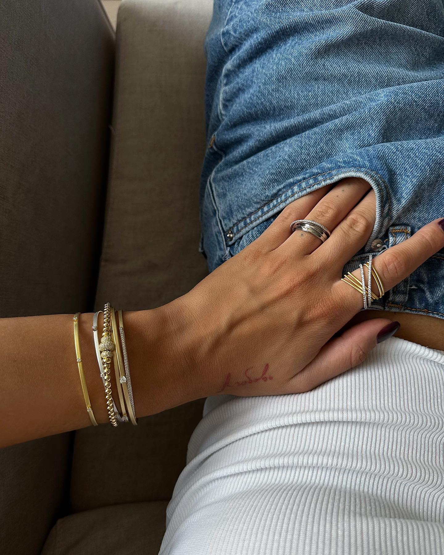 Стиліст назвала головні тренди на весняний сезон-2025. Комфорт стає розкішшю!