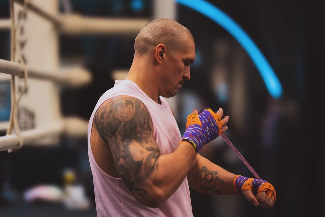 Стало відомо, чим Усик може зайнятися після закінчення кар'єри боксера