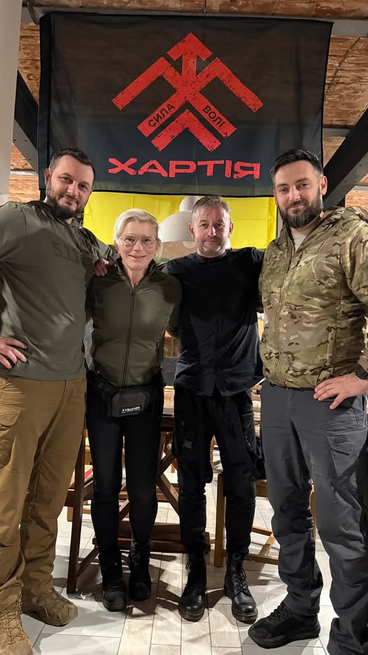 "Хартія ловила мене і впіймала": Юлія "Тайра" Паєвська вступила до лав Нацгвардії