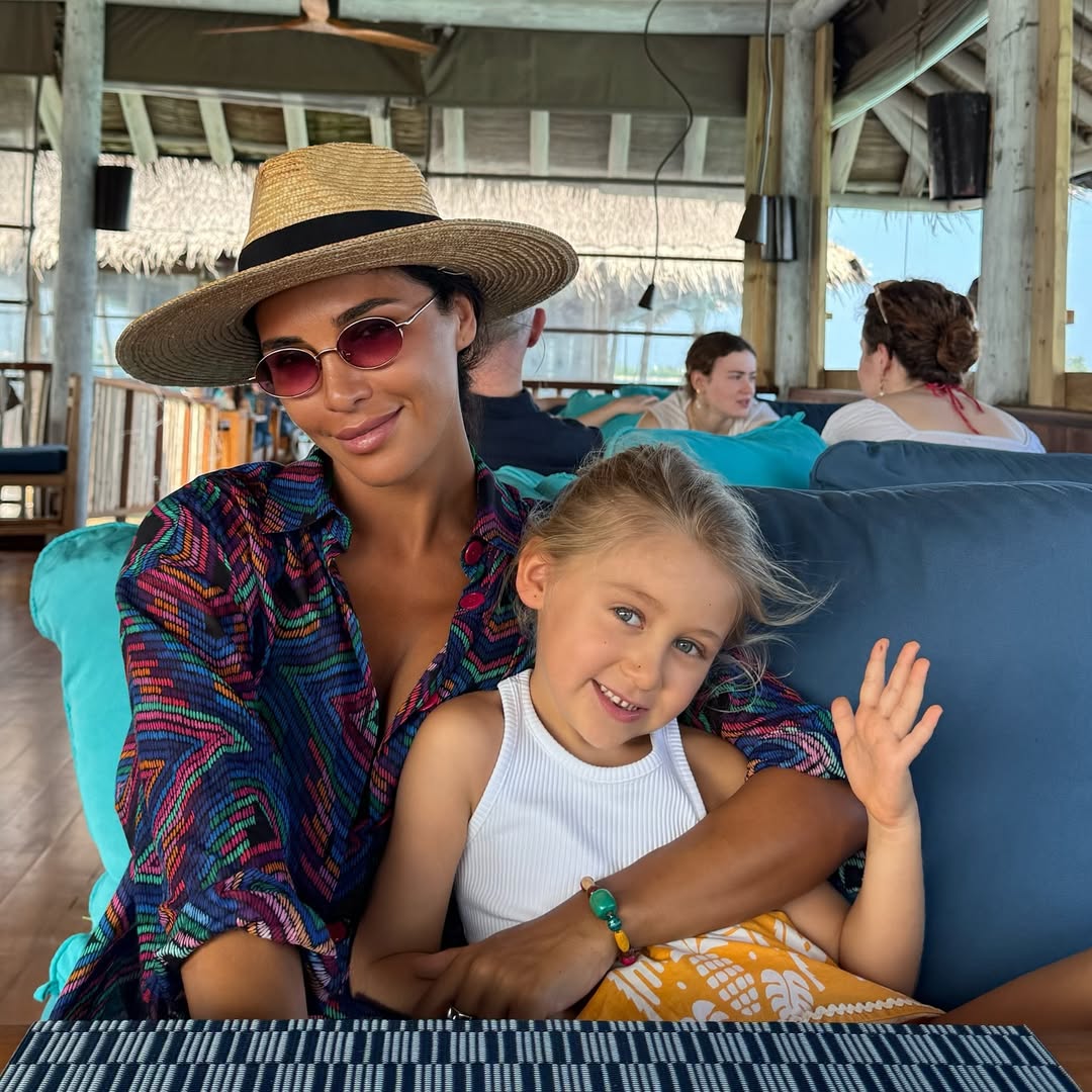 "Духовний гангстер": як зараз живе та чим займається екс-"ВІА Гра" Санта Дімопулос (фото)