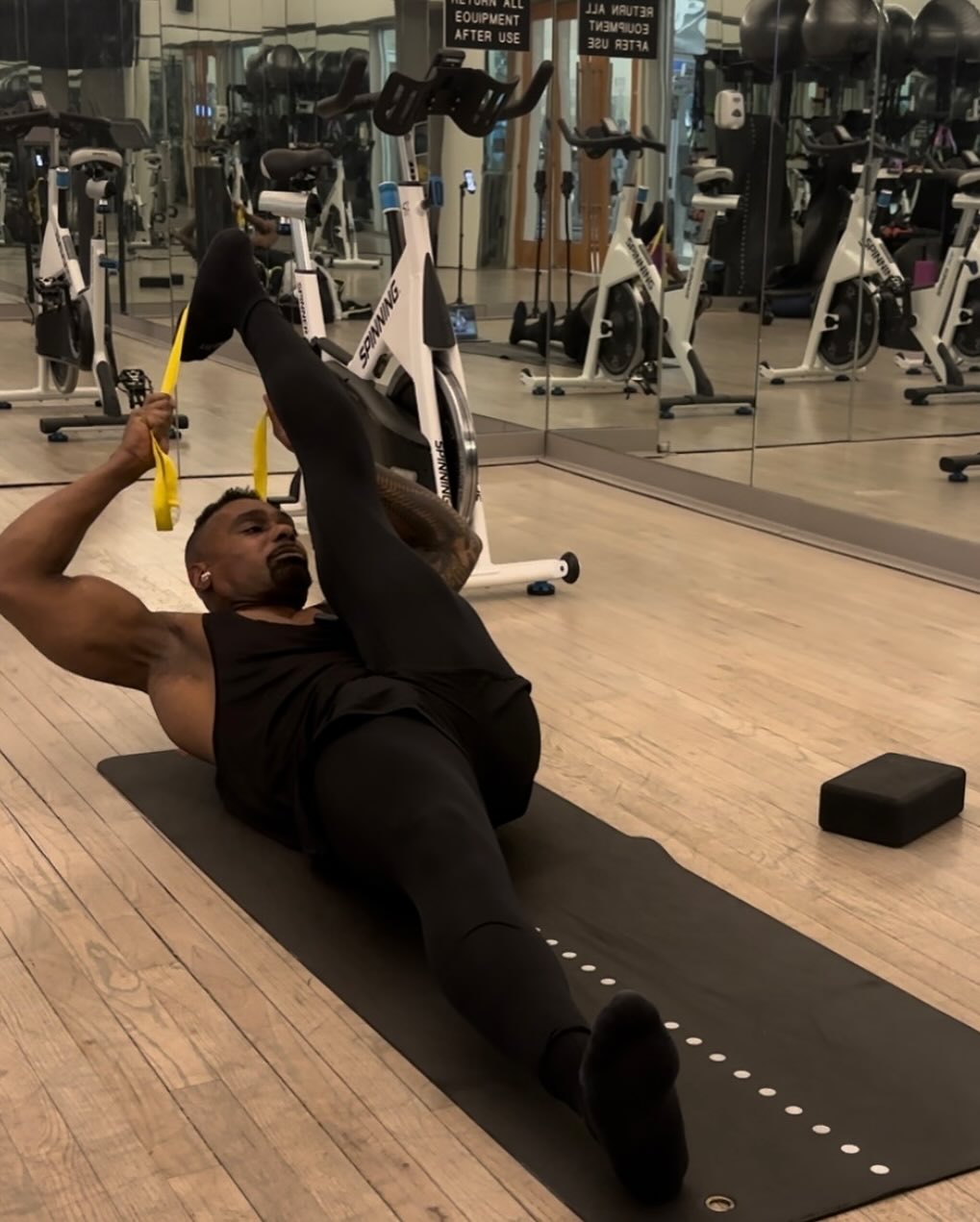 Тренер Бейонсе розказав, як залишатися в формі: потрібно всього 15 хвилин на день