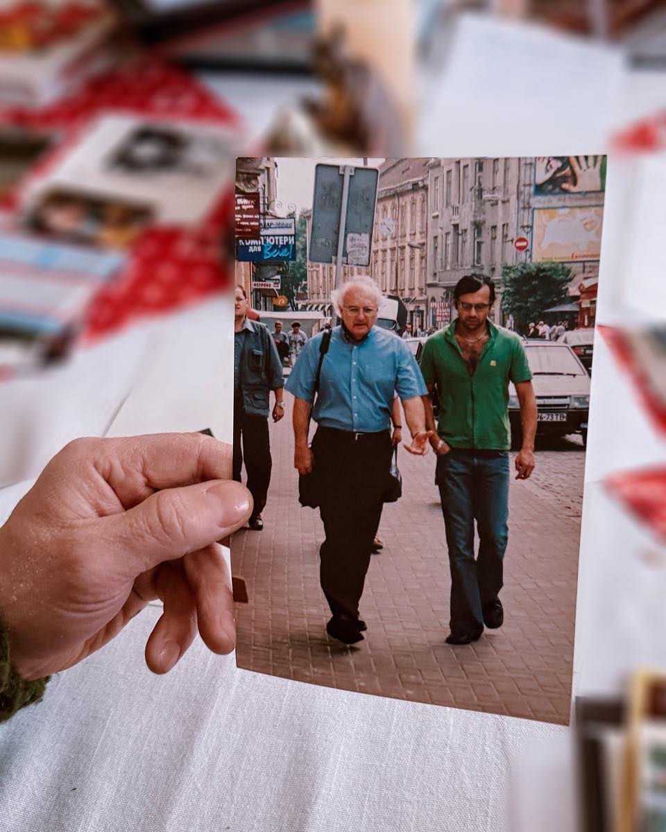 Вакарчук показав батька на рідкісному архівному фото: як він виглядав