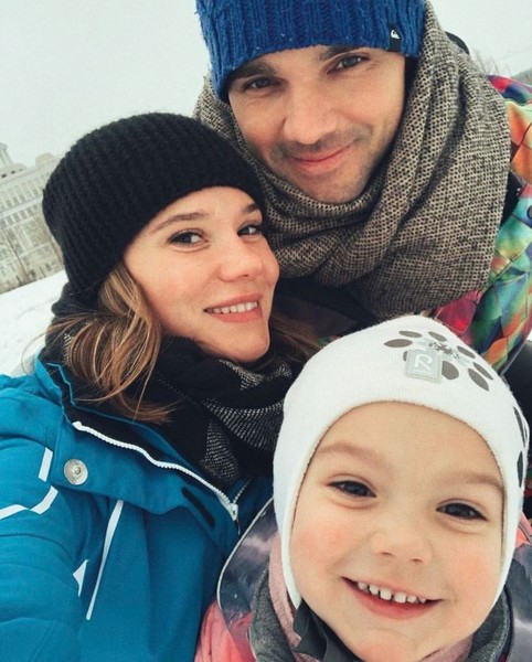 "Мені неважливо, хто з якої країни": українська акторка, яка залишилася в РФ, вперше заговорила про війну