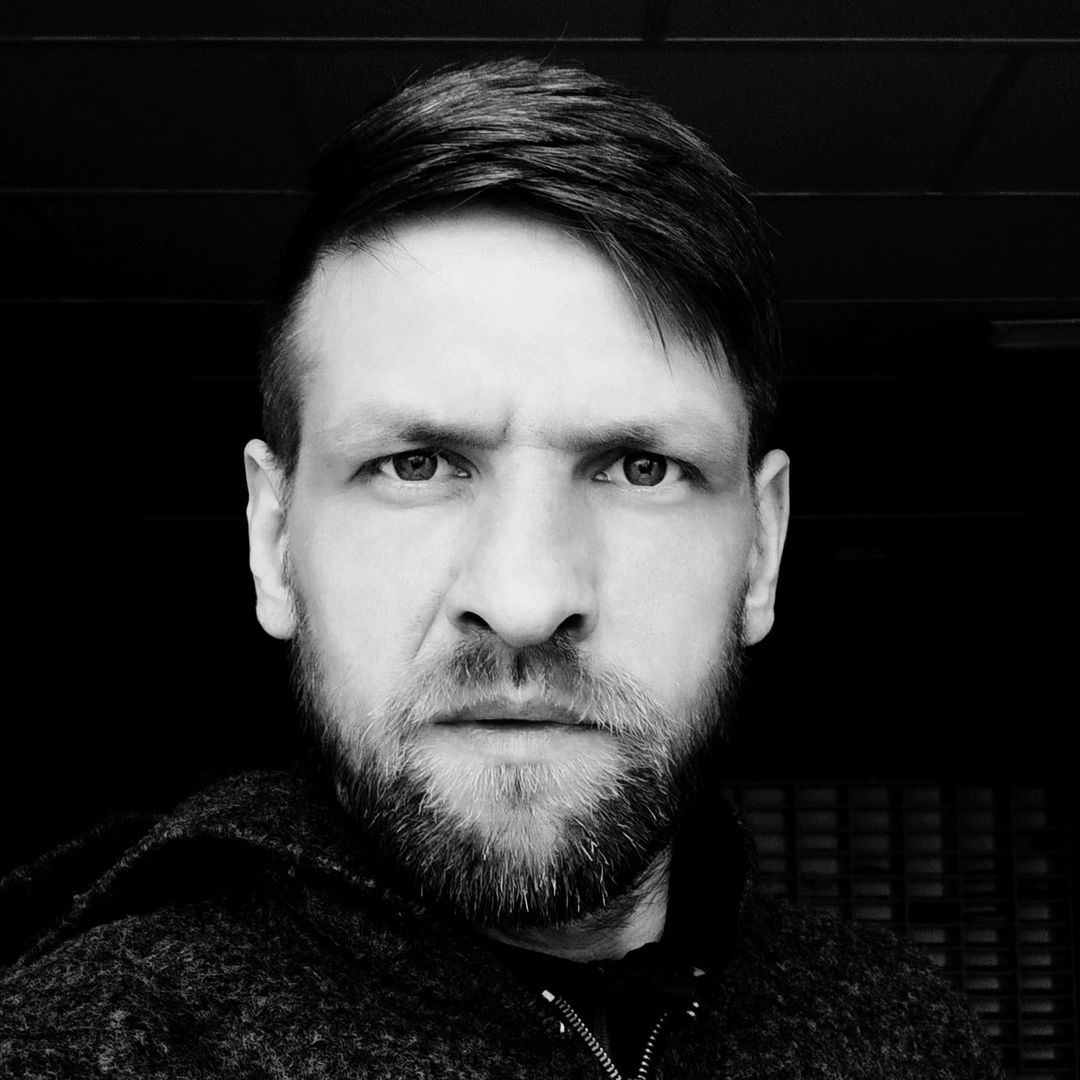 "Ти щиро любив і не терпів фальші". Українці зворушливо прощаються з зіркою кіно Василем Кухарським