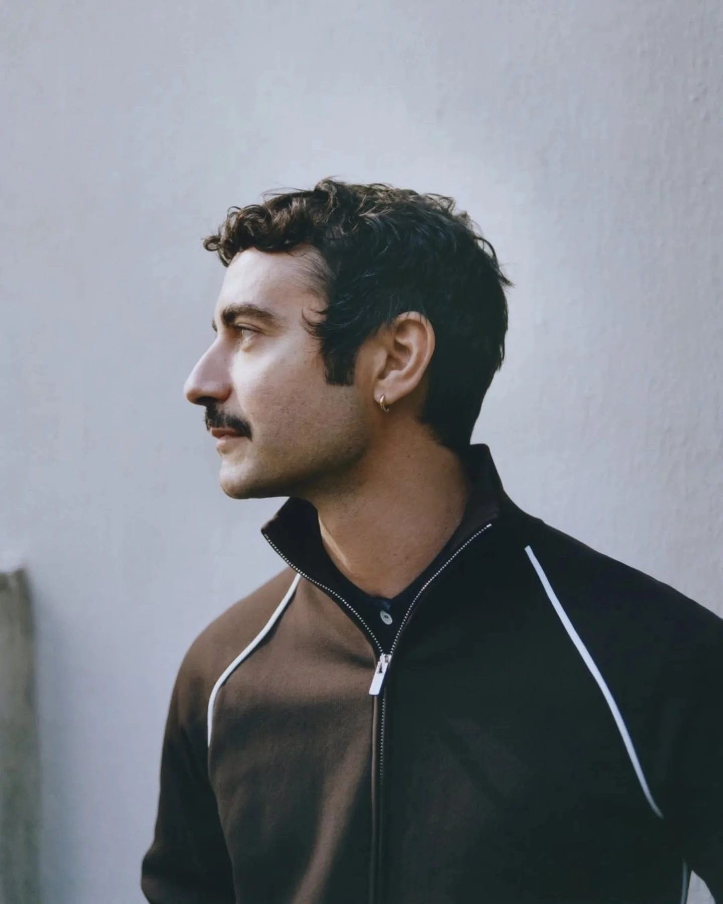 Конец эпохи. Prada поглотила Versace: детали покупки и как это изменит мировую фэшн-индустрию