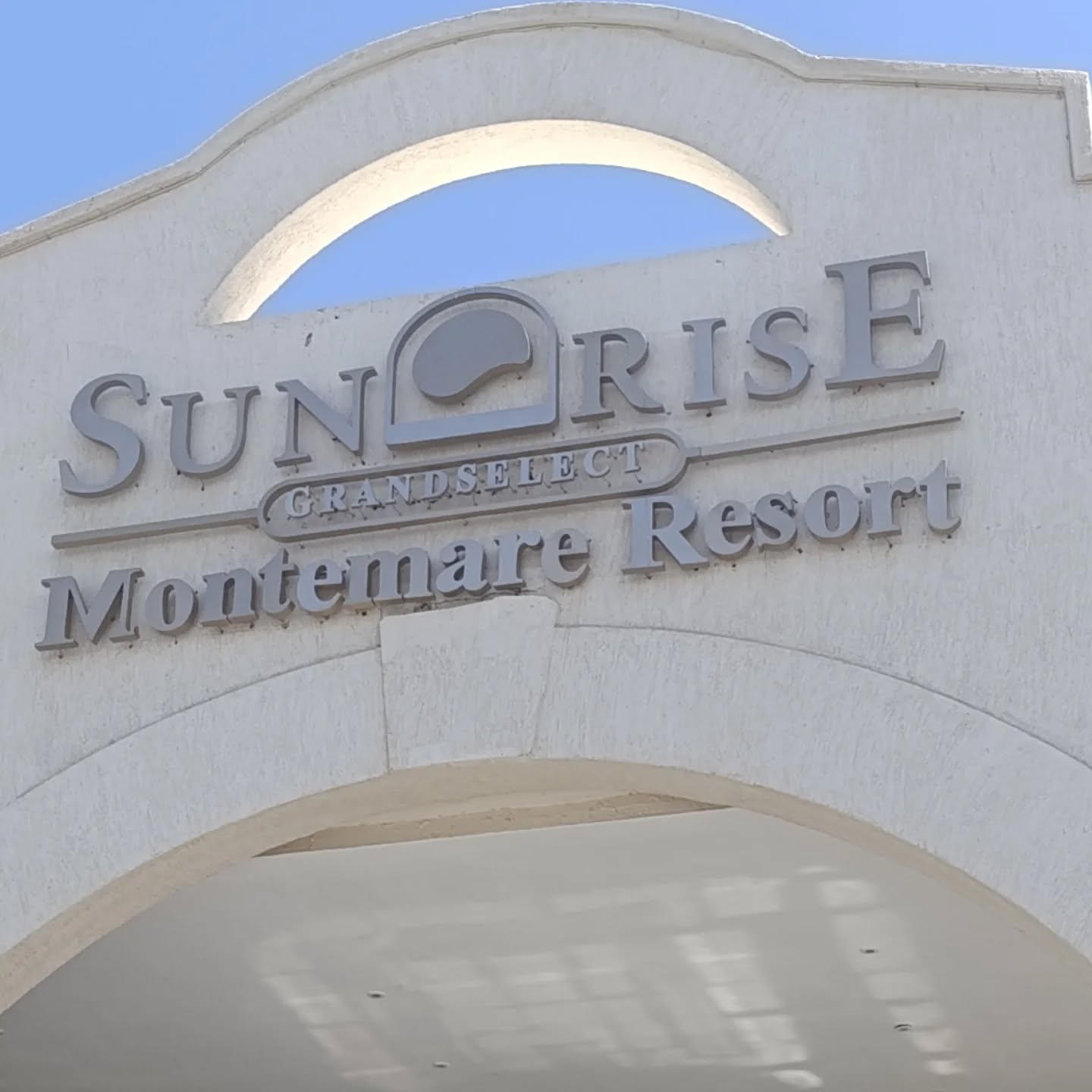 Туристам у Єгипті нав'язують російську пропаганду: у скандалі замішані топ-готелі