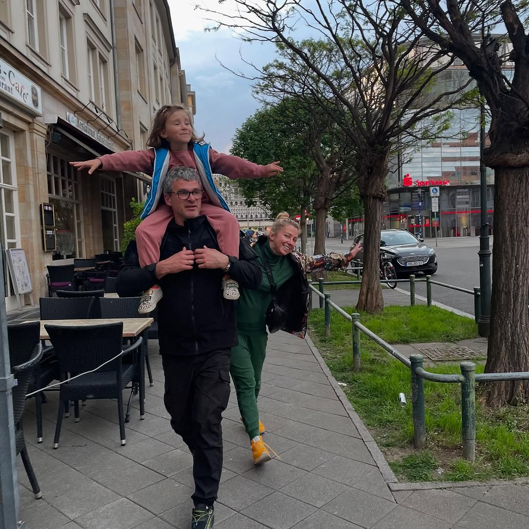 14 років тому і зараз: Мірзоян показав рідкісні фото Тоні Матвієнко і пригадав початок стосунків