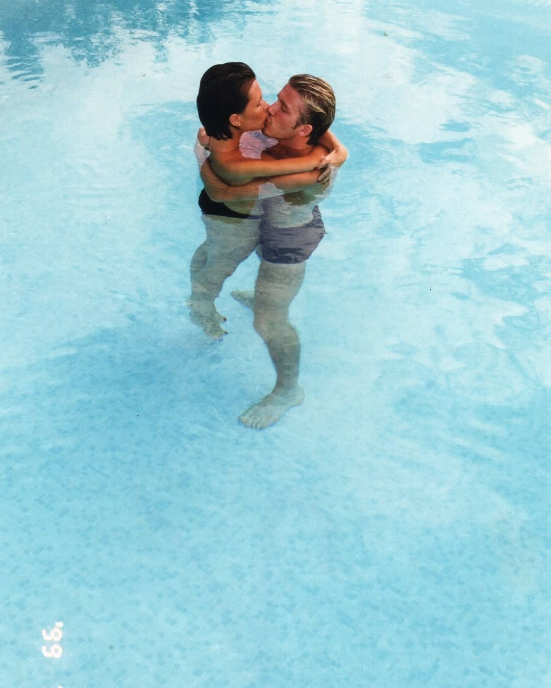 Як змінилася Вікторія Бекхем: рідкісні дитячі фото розчулили мережу