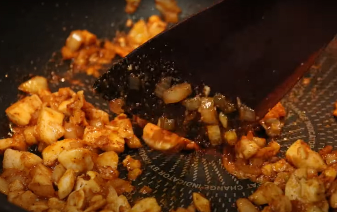 Фаршировані печериці з сиром: неймовірна страва з простими інгредієнтами