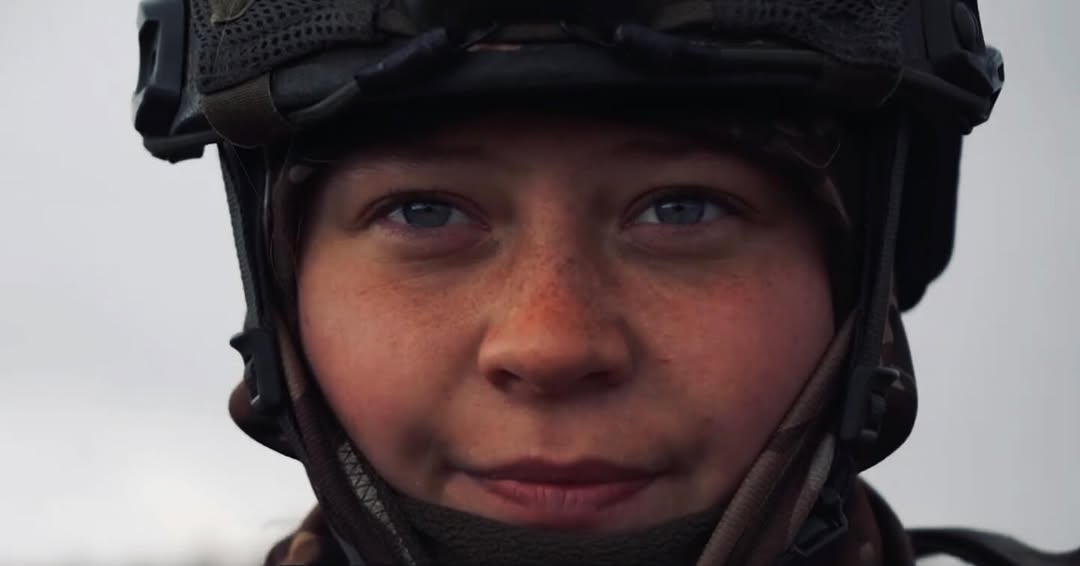 DZIDZIO повідомив про службу 21-річної племінниці в ЗСУ: "Наша родинна гордість"