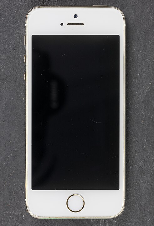 Еволюція iPhone: як змінювався "яблучний" смартфон з 2007 року до сьогодні