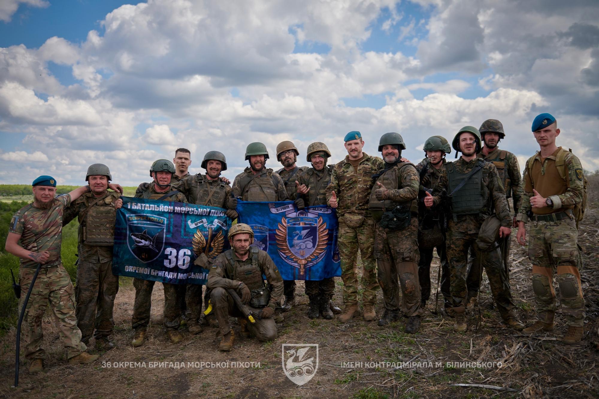 Герої на воді, землі та в небі. В Україні відзначають День морської піхоти