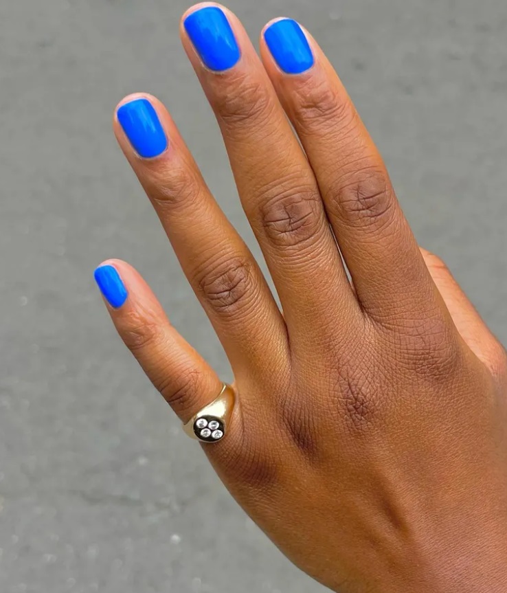 Щасливий колір місяця: який манікюр притягне успіх та любов у листопаді