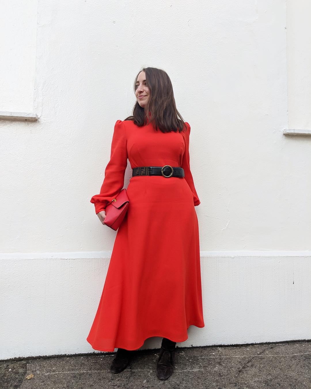 У чому зустрічати Новий рік: стилістка назвала головні кольори Вогняного Коня