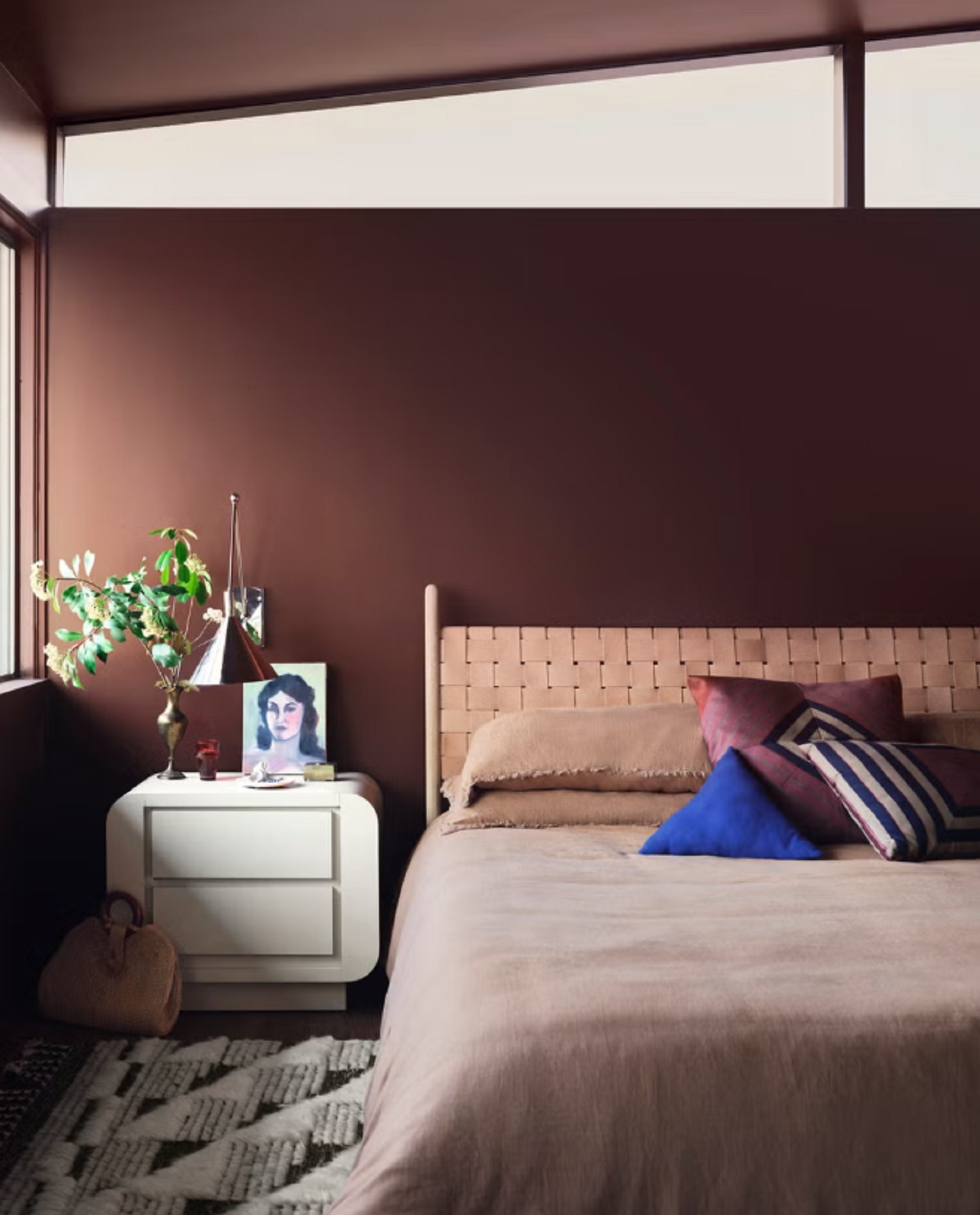 Лучшие тренды в дизайне спален в 2025 году по мнению дизайнеров (фото)