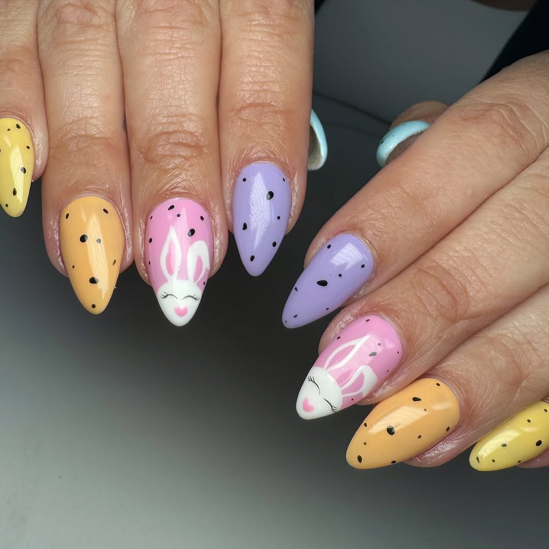 Який манікюр зробити на Великдень, щоб мати бездоганний вигляд: трендові дизайни весни 2025