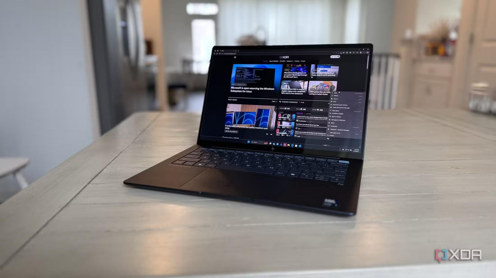 Топ-10 ноутбуків для школи, які зроблять навчання комфортним та ефективним