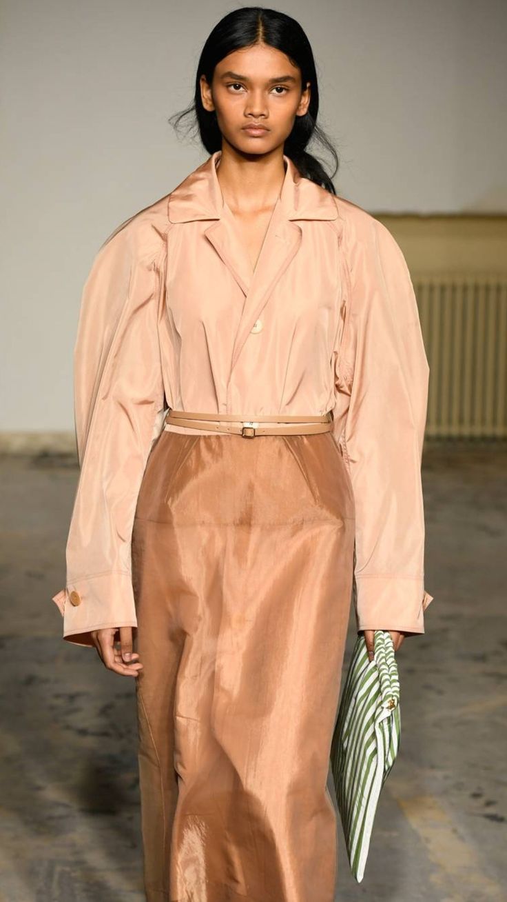 Peach Fuzz. Як носити наймодніший колір 2024