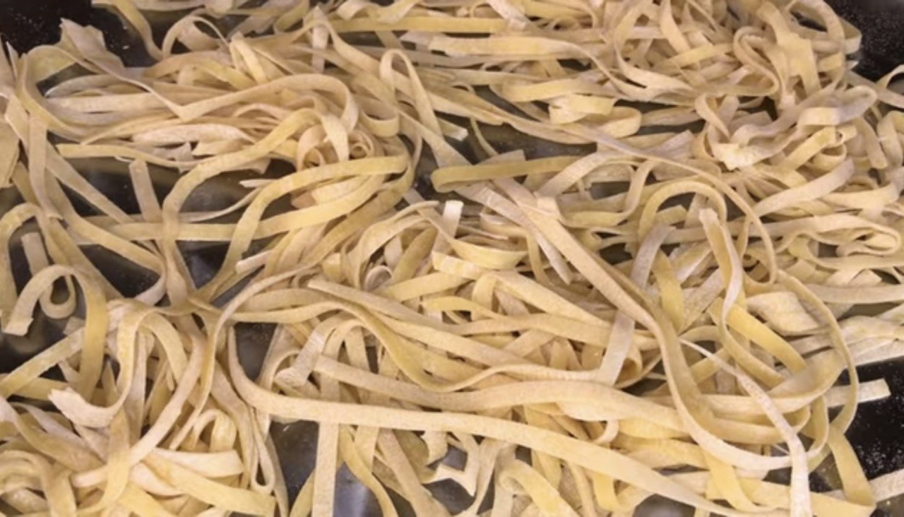 Рецепт приготування смачної домашньої локшини: всього чотири інгредієнти