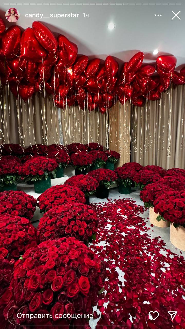 Каблучка за 1 мільйон гривень і 5 тисяч троянд. Українська блогерка виходить заміж (відео)