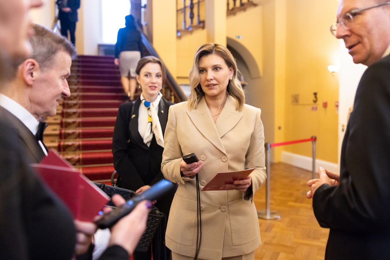 Олена Зеленська підкорила президента Латвії ніжним образом (фото)