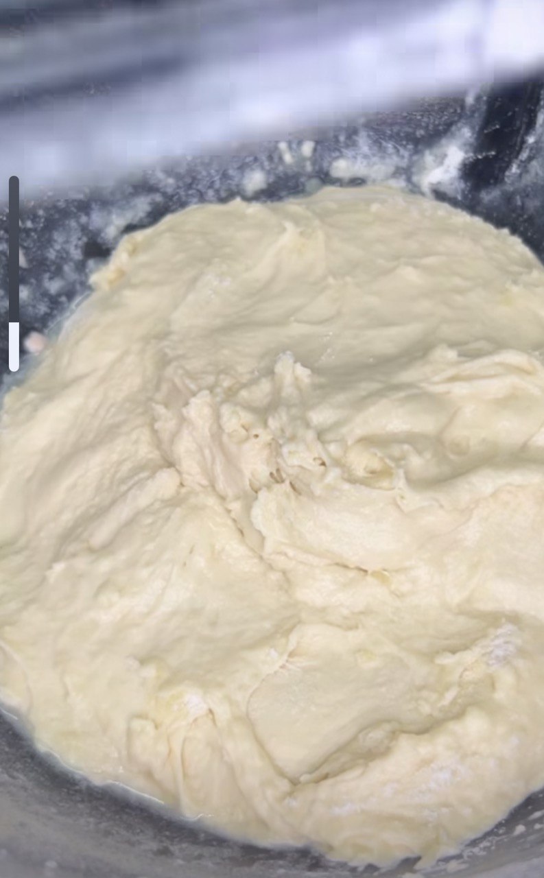 Будут мягкими несколько дней: как приготовить картофельные булочки с сочной начинкой