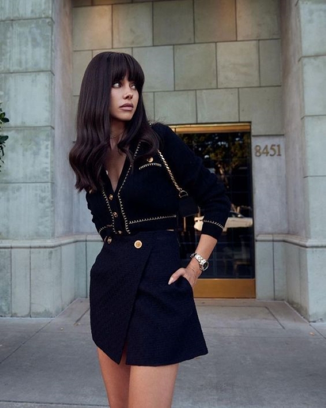 Стилістика назвала трендові міні-спідниці весни 2024