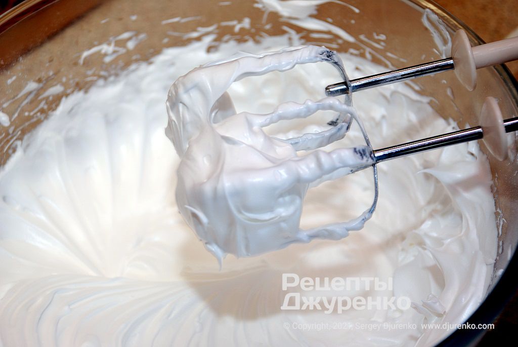 Кулинар поделился простым рецептом роскошного тирамису: справится даже новичок!