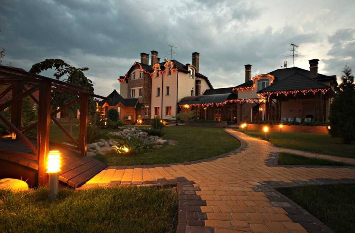 За скільки можна зняти будинок під Києвом на Новий рік: огляд та ціни