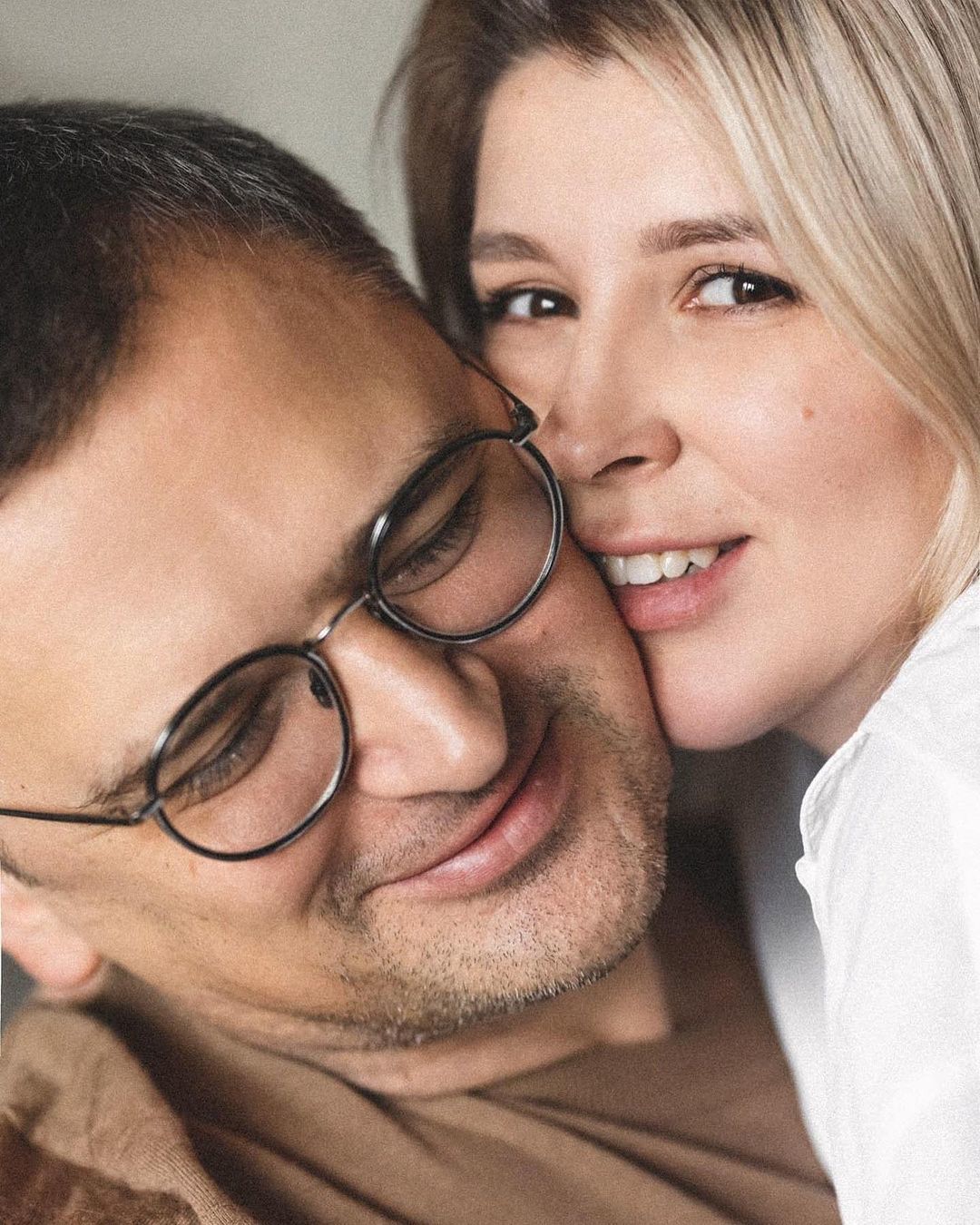 "Передає вітання". Кохана Кулеби зізналася, в яких стосунках перебуває її син з очільником МЗС