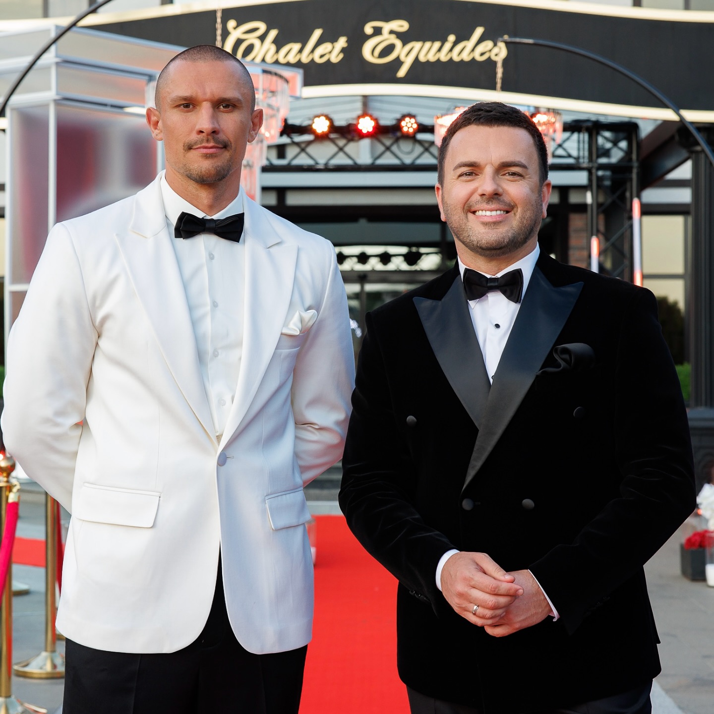 Модний образ з простих речей: як "Холостяк" Цимбалюк стилізує шорти та лонгслів