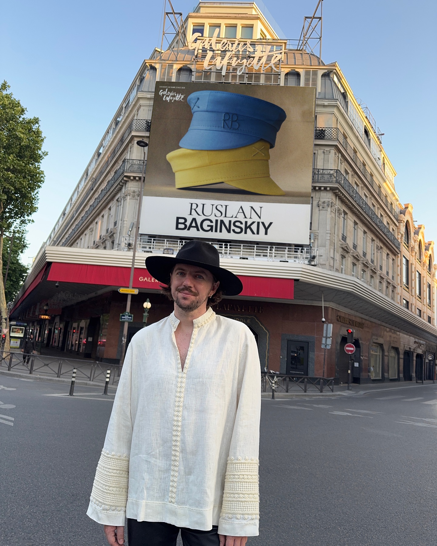 Український тріумф у Парижі: Руслан Багінський відкрив бутик у Galeries Lafayette. Чому це важливо?