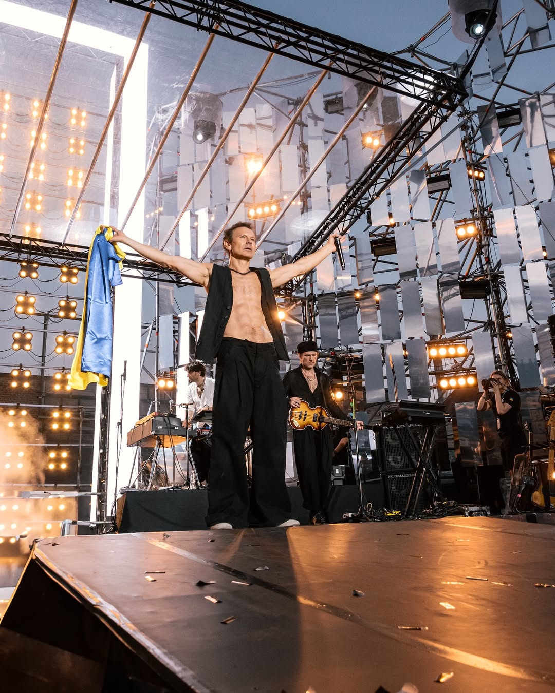 Секрет сталевого пресу Вакарчука у 50 років: співак поділився формулою