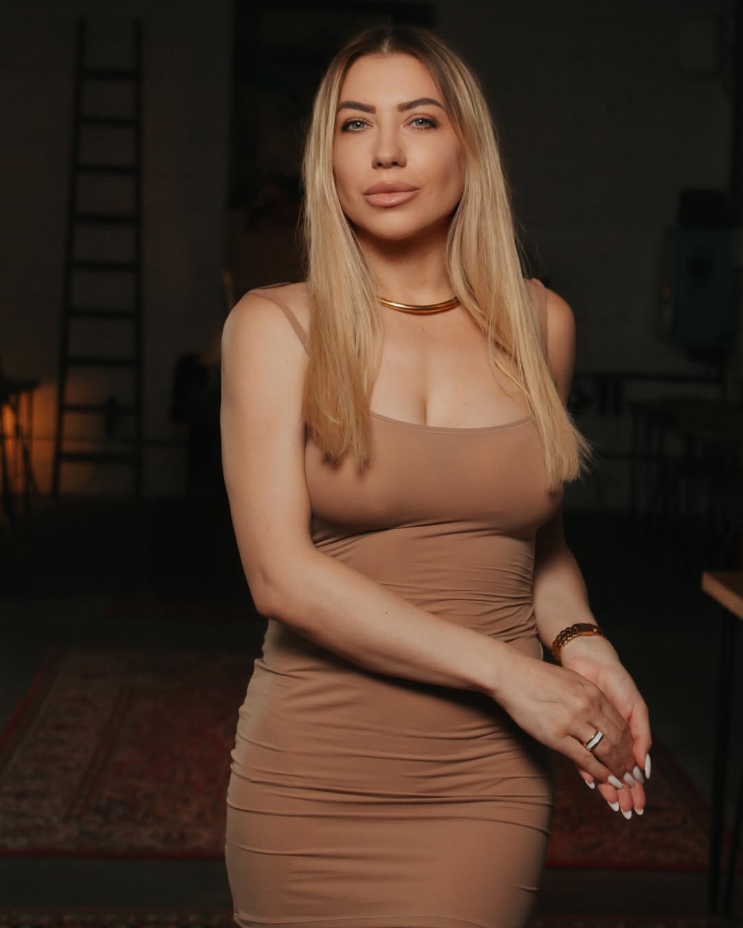 Платье на тонких бретельках - главный тренд лета 2025: как его носят украинские звезды