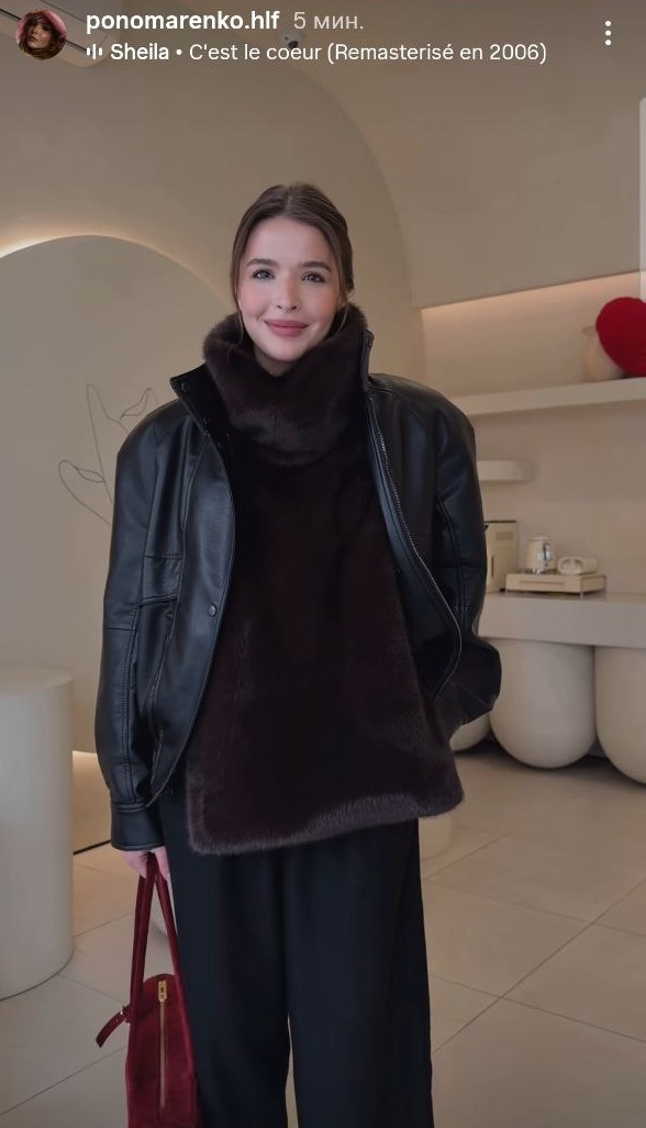 Як виглядає трендовий аксесуар цієї зими: образи Єфросиніної та Ірочки з "Холостяка"