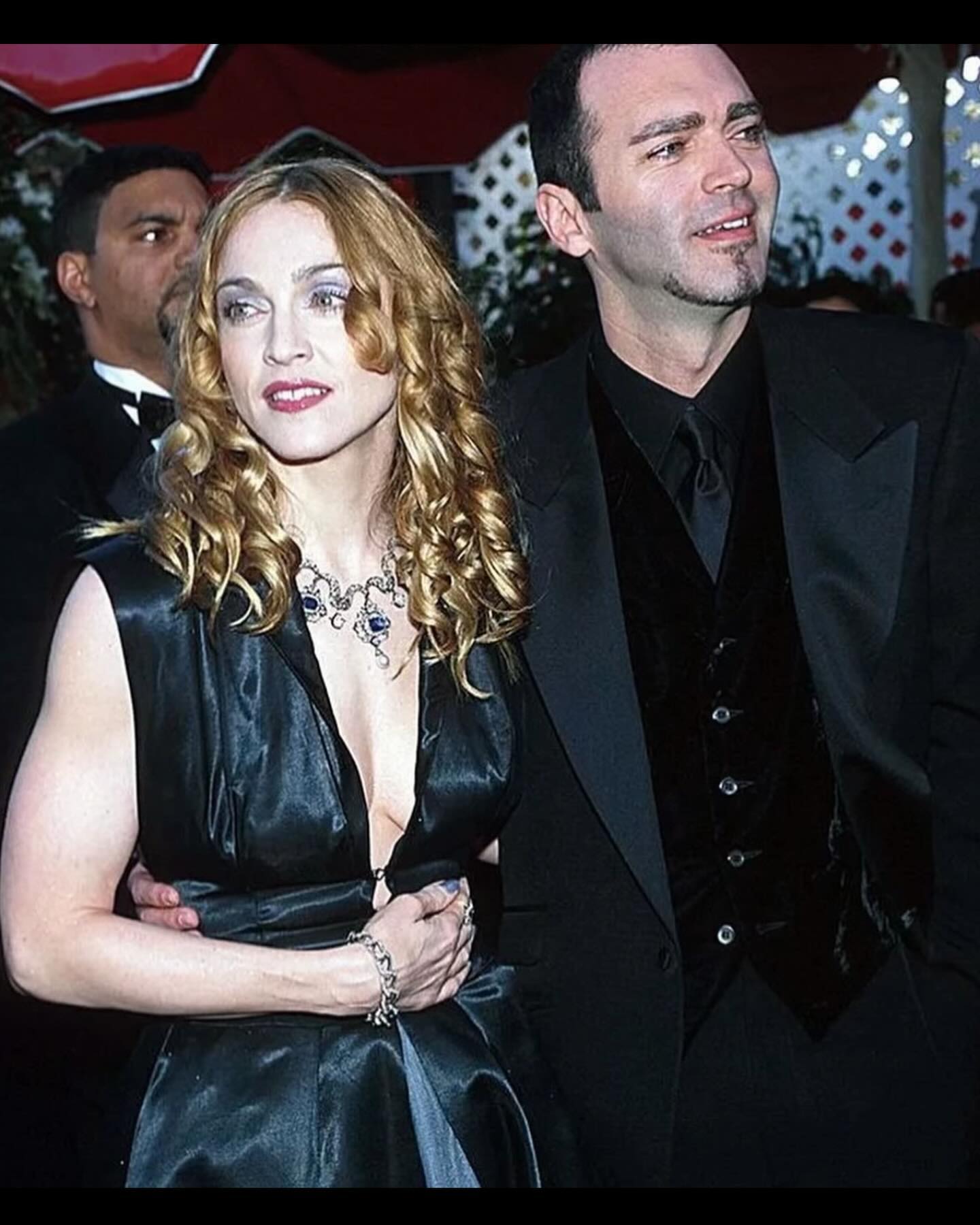 У родині всесвітньо відомої співачки Мадонни сталося горе