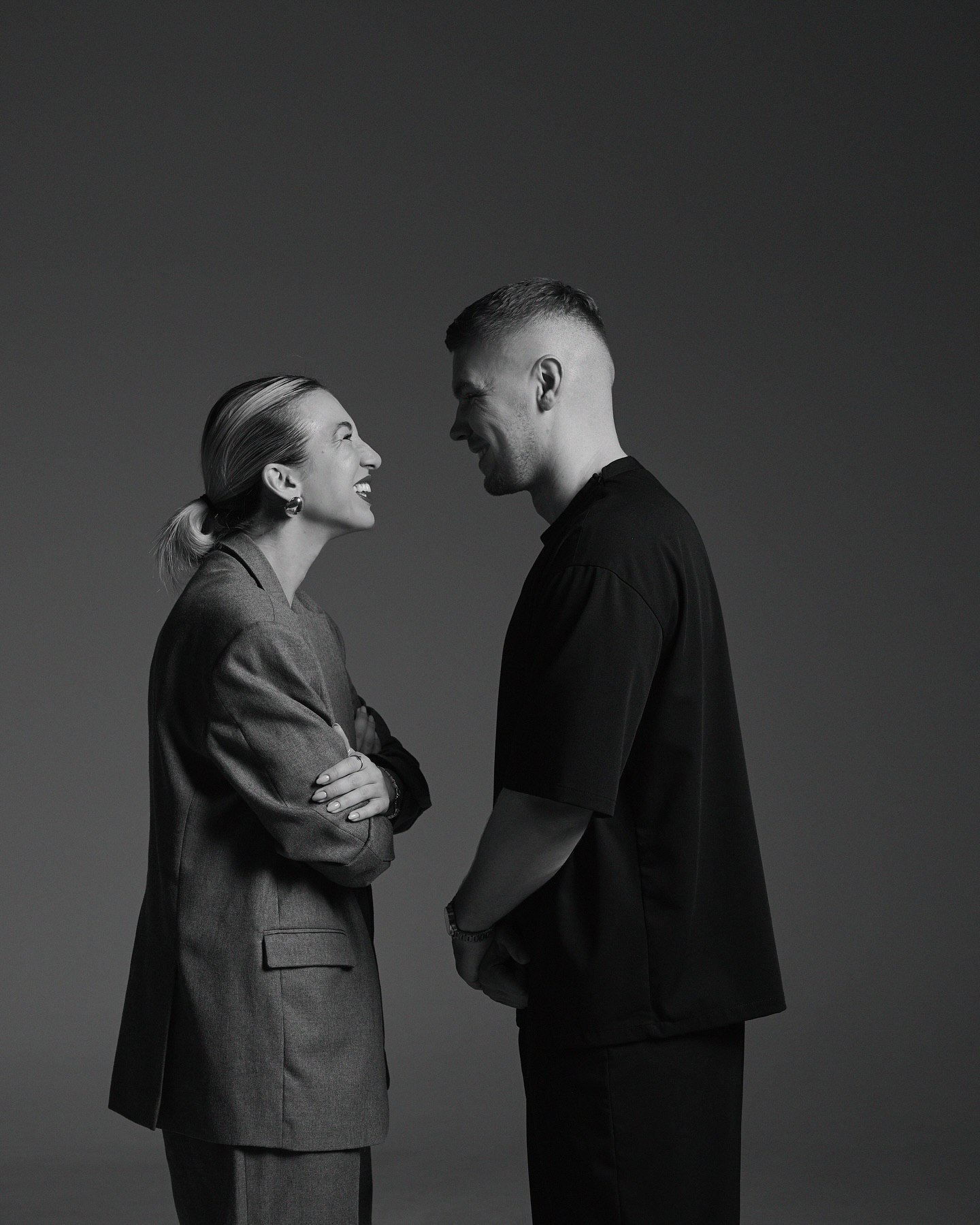 Блогерка Пренткович здивувала сталевим пресом на 5 місяці вагітності (фото)