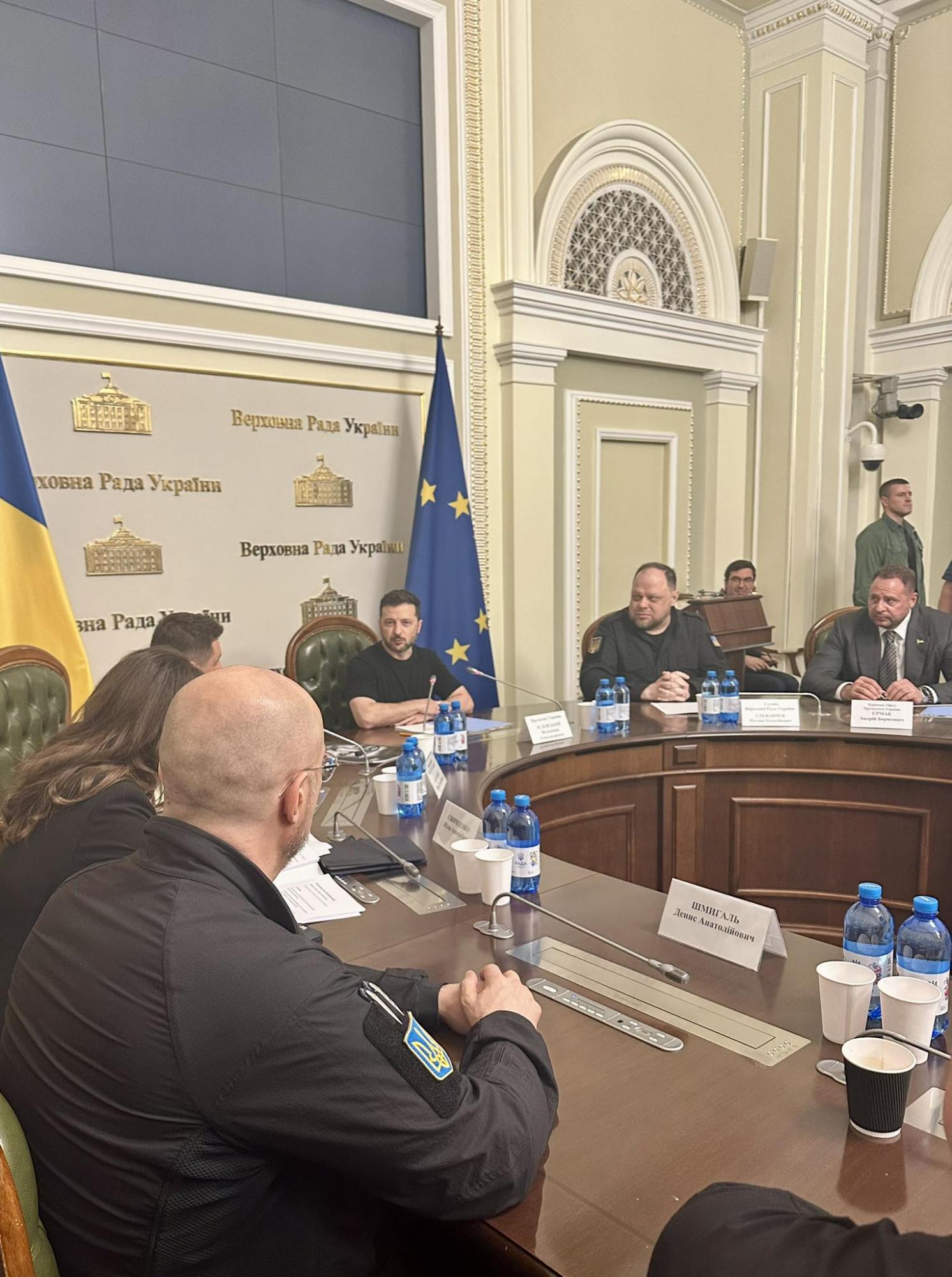 Зеленський на фракції СН озвучив кандидатів у Кабмін: хто у списку