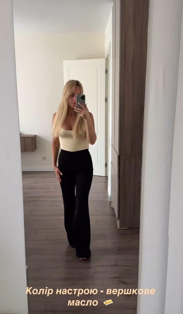 Інна Бєлєнь з "Холостяка" показала, який манікюр буде модним в серпні 2025