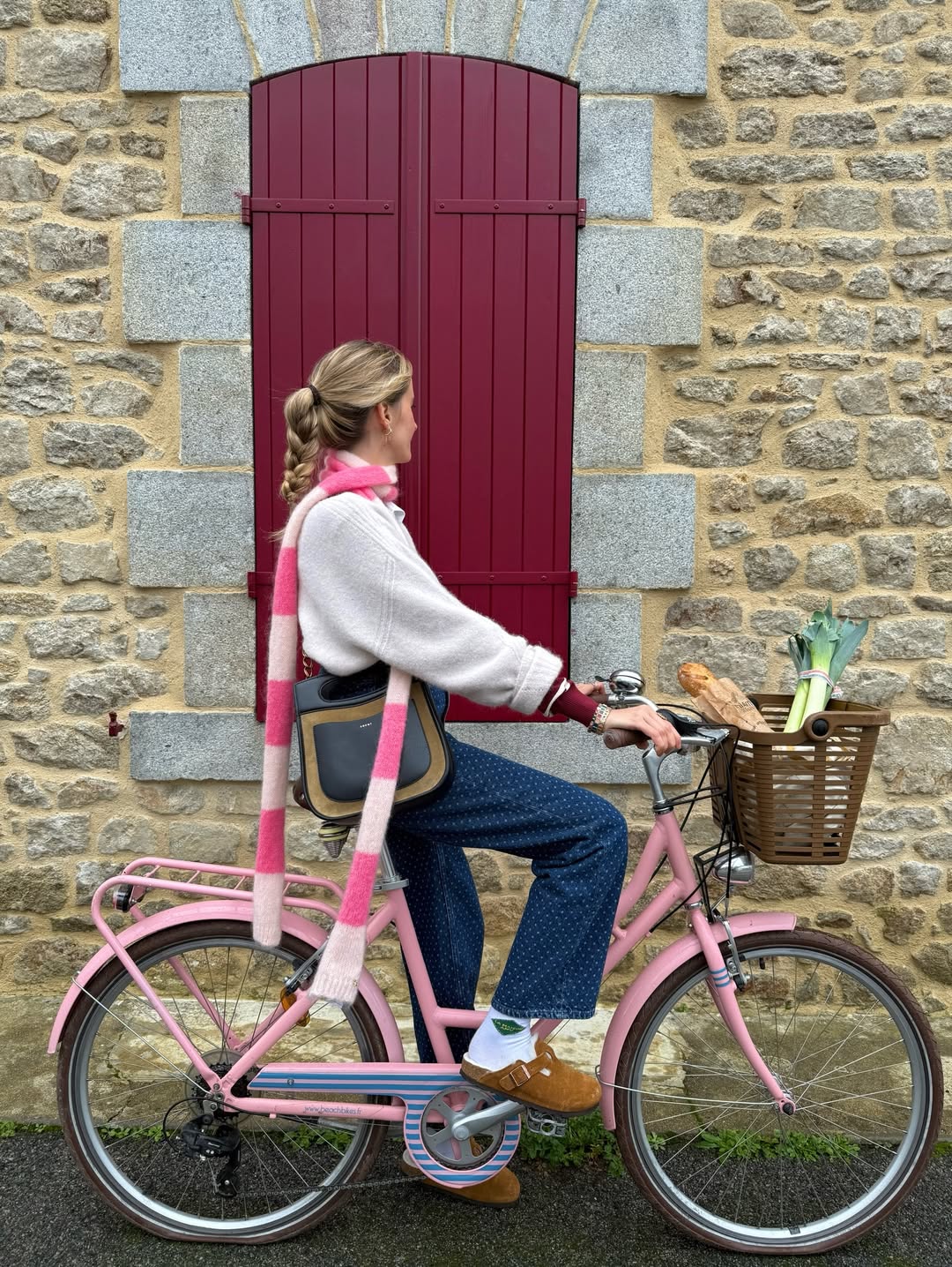 Тренд весни 2026: як носити baby pink і виглядати стильно