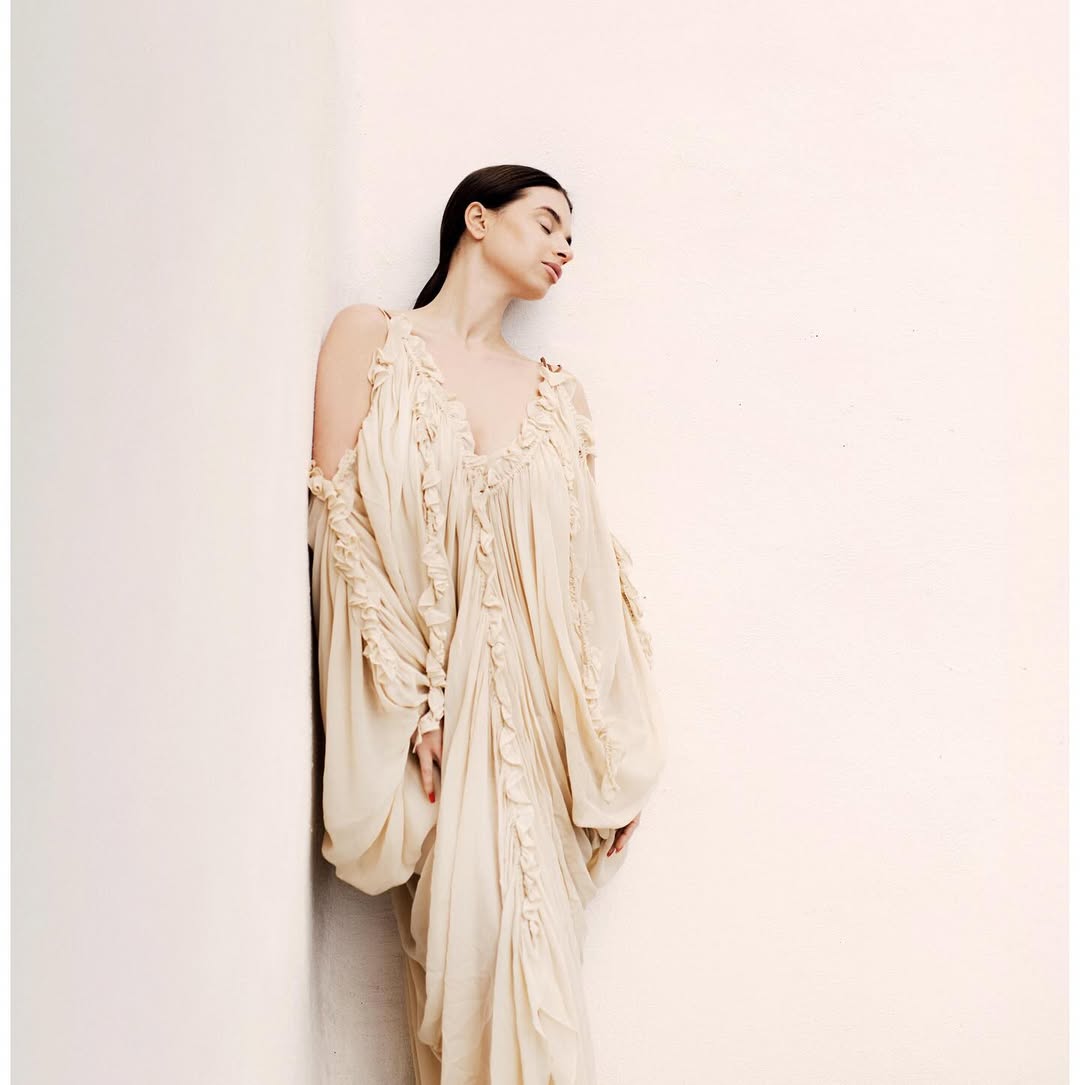 Сукня в стилі бохо: скільки коштує ефектний "лук" дружини Усика