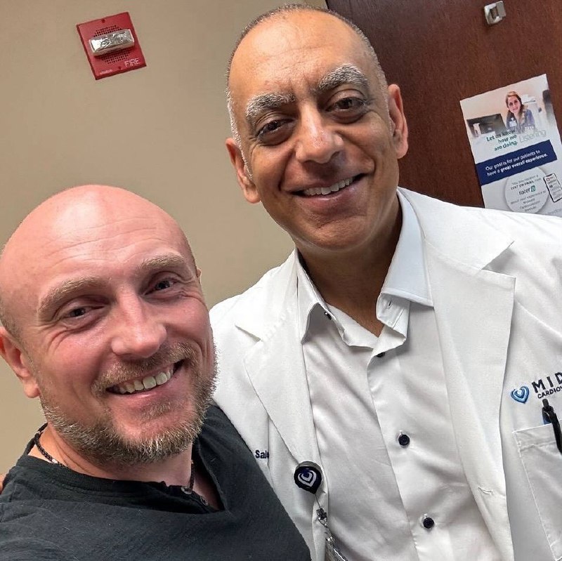 Известный украинский музыкант чуть не умер от остановки сердца. Его спасали в США