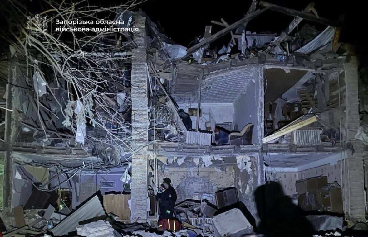 РФ атакувала балістикою Запоріжжя: є загиблий та постраждалі