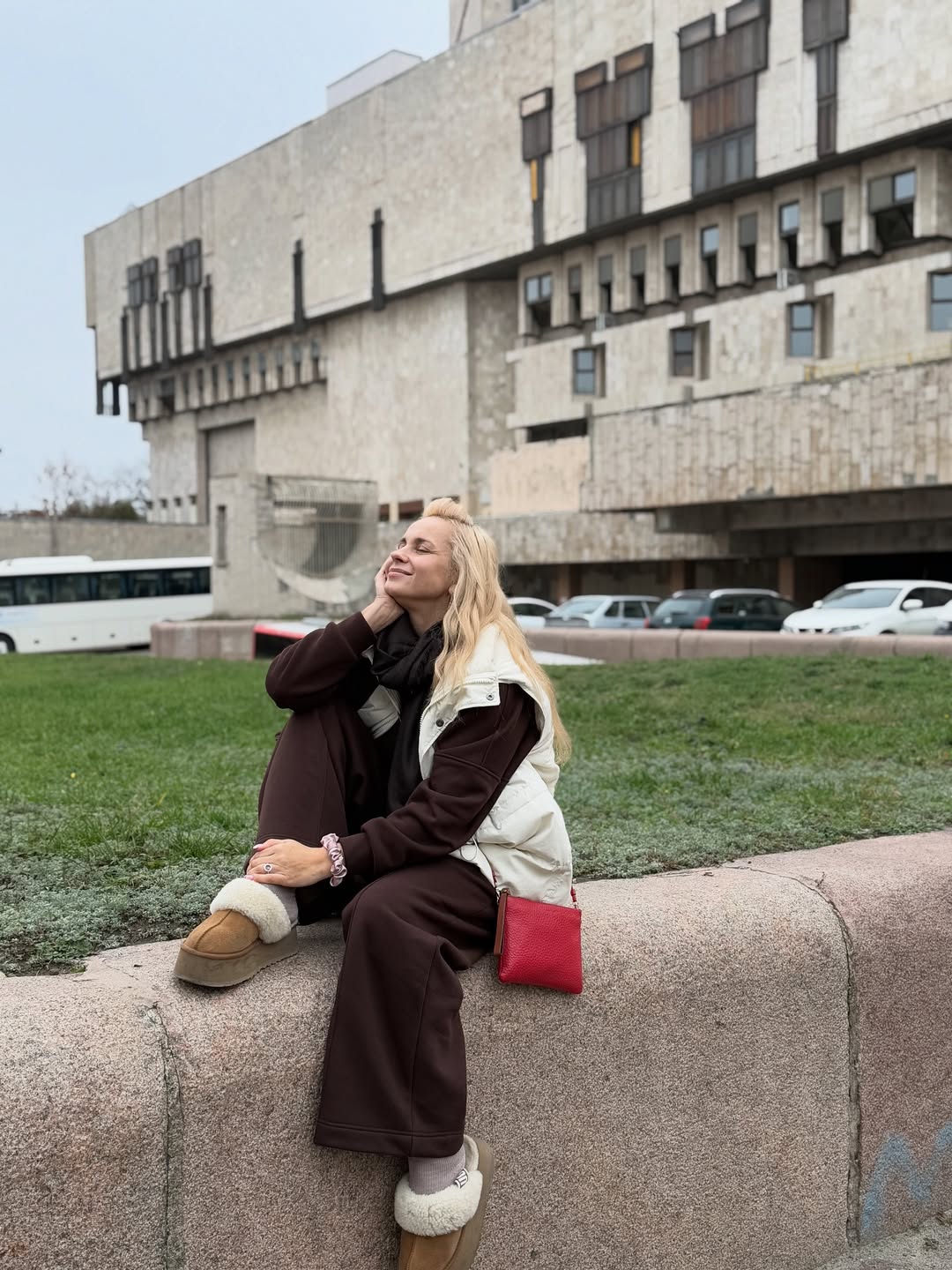 Лілія Ребрик показала трендові уггі - взуття, яке носитимуть усі цієї зими