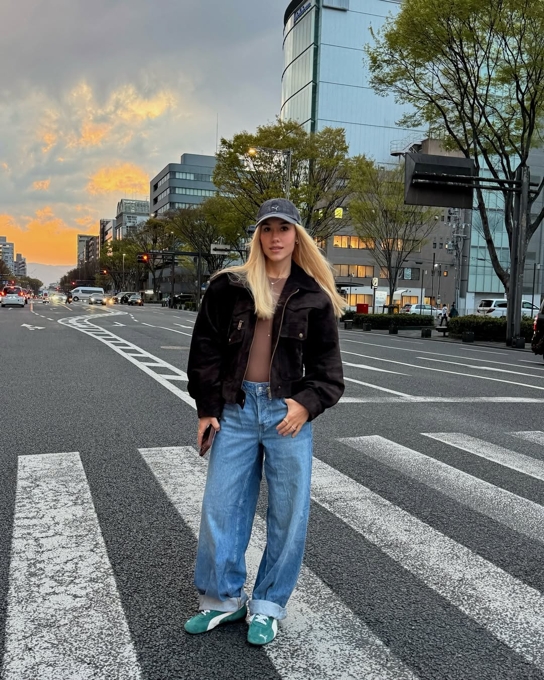 Ці джинси - тренд весни 2025: Даша Квіткова показала наймодніші моделі