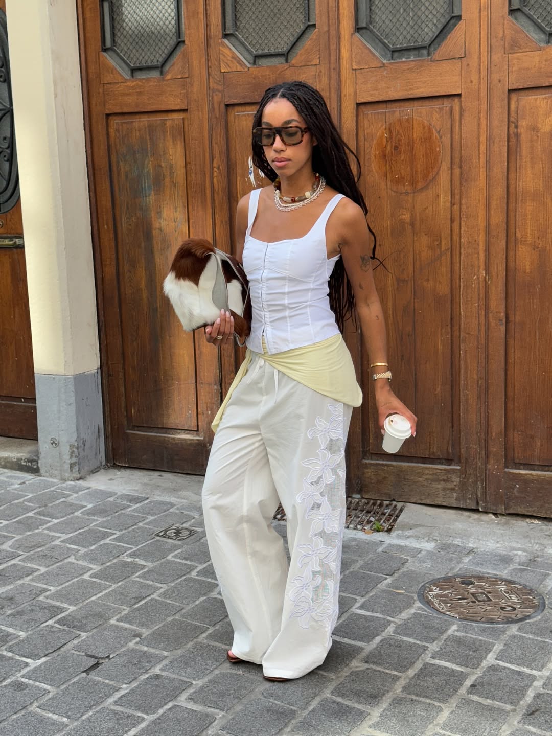 5 модных трендов августа 2025: что носить в последние жаркие дни лета