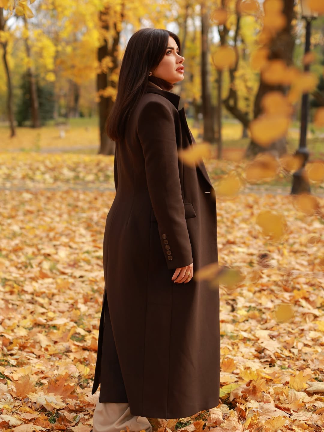 Трендові відтінки і багатошаровість: Шаманська показала ідеальний "лук" на осінь